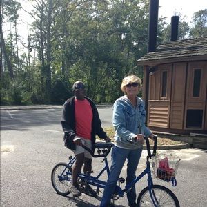 Meet your Posher, Ellen